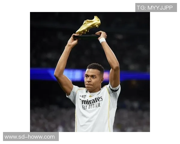 姆巴佩状态火热连续高光表现荣膺月度最佳球员实至名归